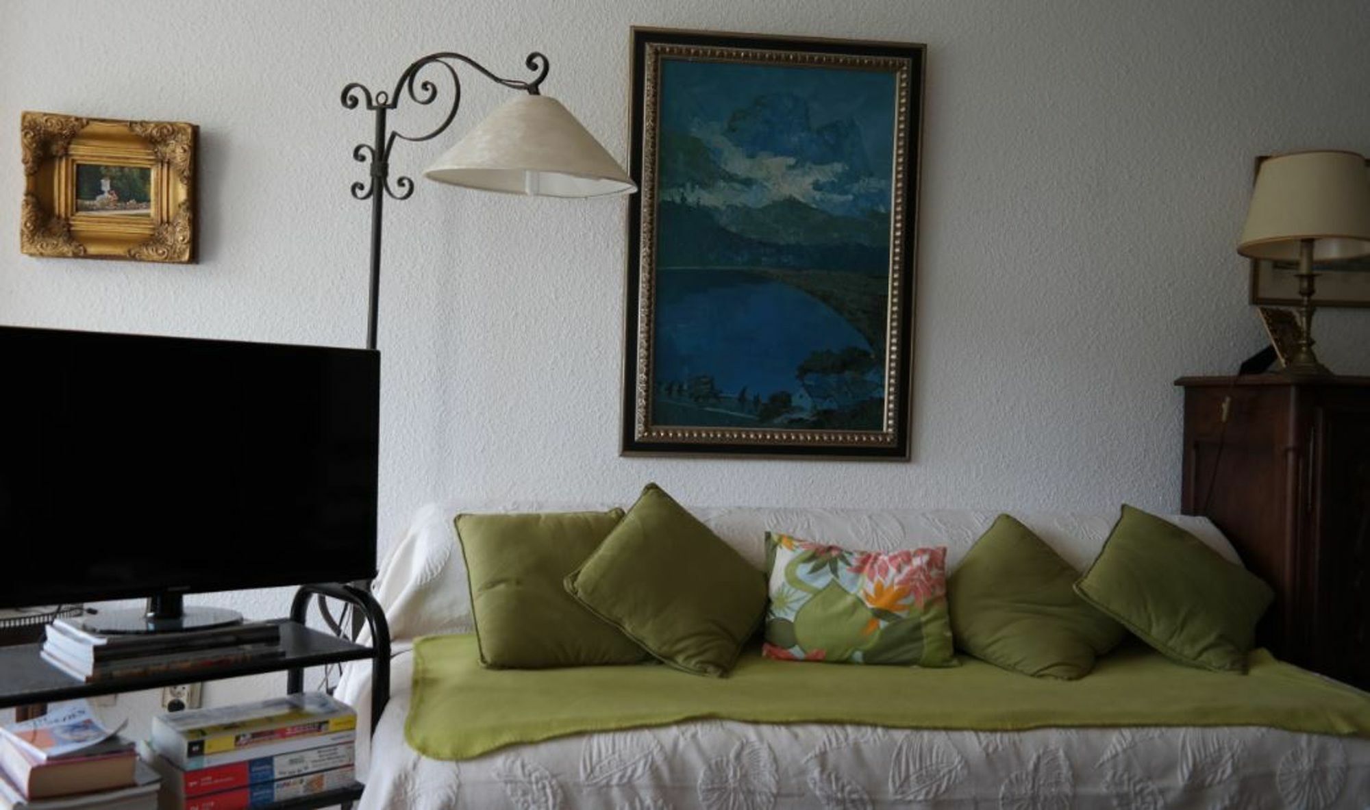 Apartment In Saint-tropez, With Wonderful Park View, Terrace, Pool Access